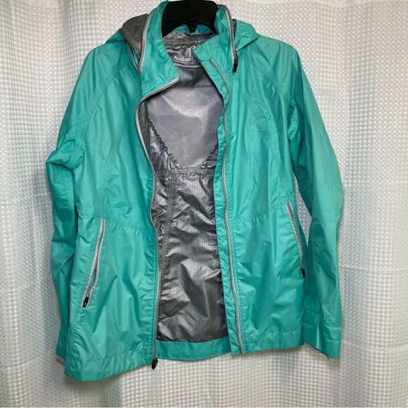 Avalanche Rain Jacket - Picture 1 of 5